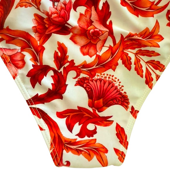 Shein - Women’s Red & White Floral Print Bikini Set - EUC - Picture 7 of 9